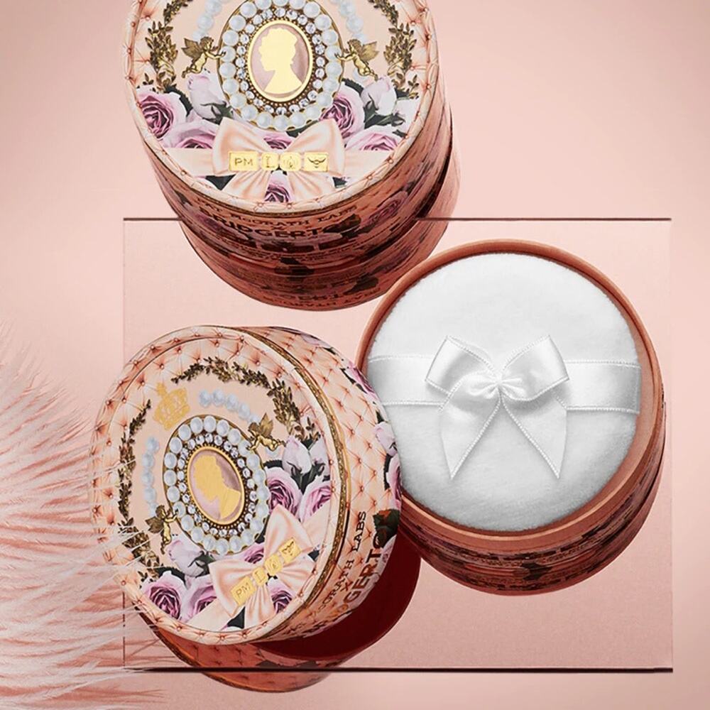 Pat McGrath Bridgerton Scintillating Diamond Body Shimmer Powder Pale Moon BN